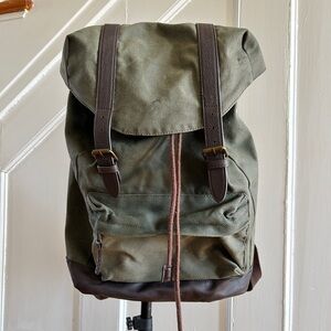 Olive green Canvas Rucksack Backpack with faux leather Brown Trim Old Navy